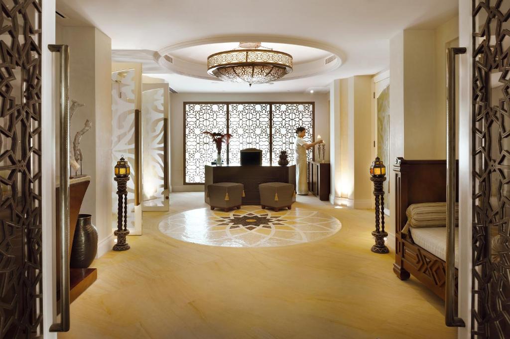 Palace Downtown | Dubai Essentials | All-Inclusive Escape