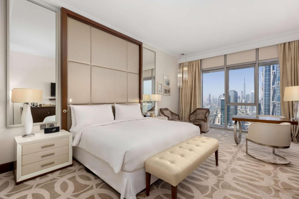 Hilton Metropolitan | Dubai Essentials | All-Inclusive Escape